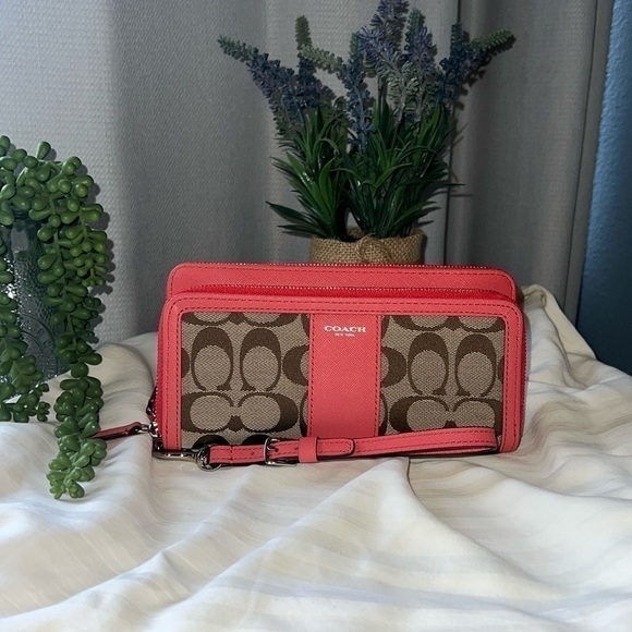NWOT Coach Signature Leather Long Wallet w/Front Zip Compartment, Coral - Picture 1 of 9